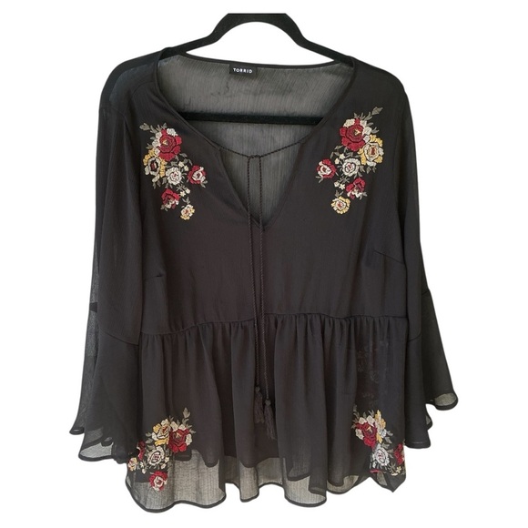 TORRID SHEER BLACK EMBROIDERED BLOUSE SHEER SIZE 1X - Picture 1 of 6
